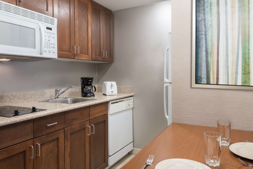 Suite, 2 Queen Beds, Non Smoking (1 Bedroom) - Photo 5