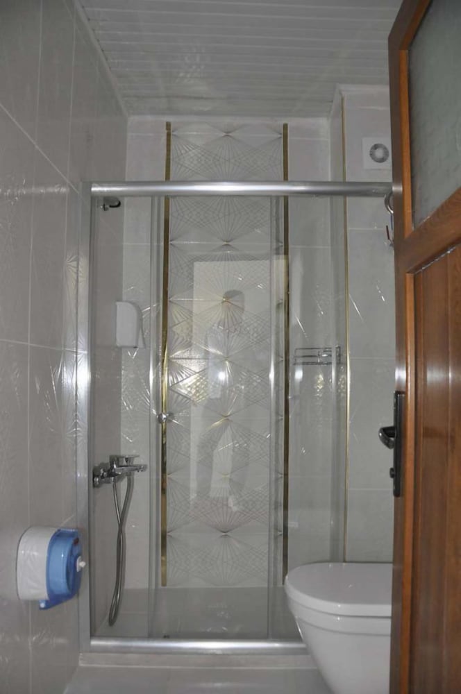 Standard Triple Room photo 2