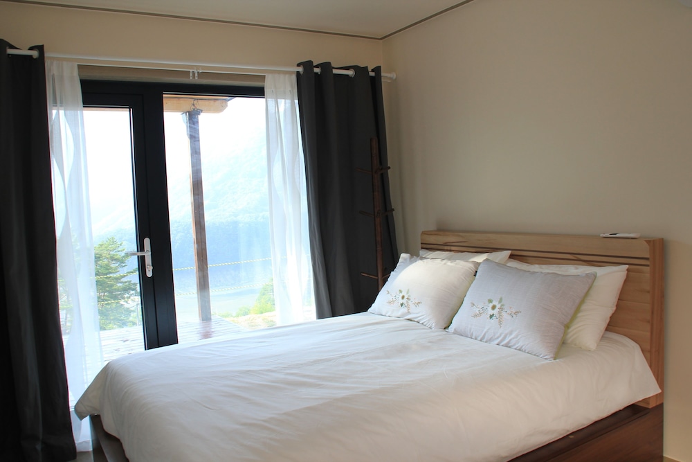 Condo (101) photo 1