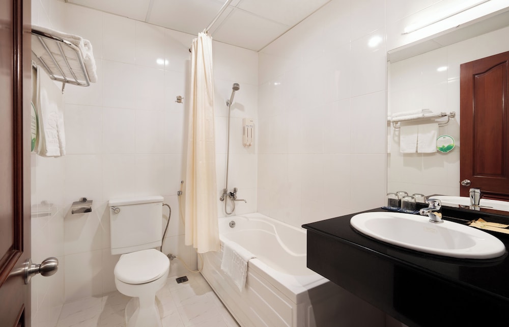 Deluxe Twin Room photo 3