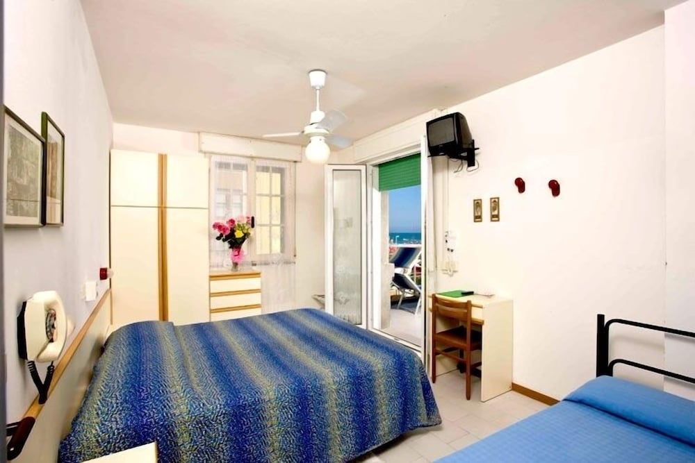 Triple Room photo 1