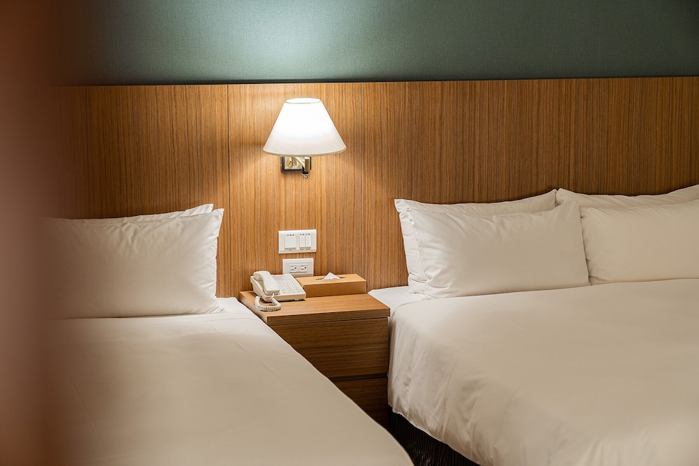Classic Quadruple Room photo 2