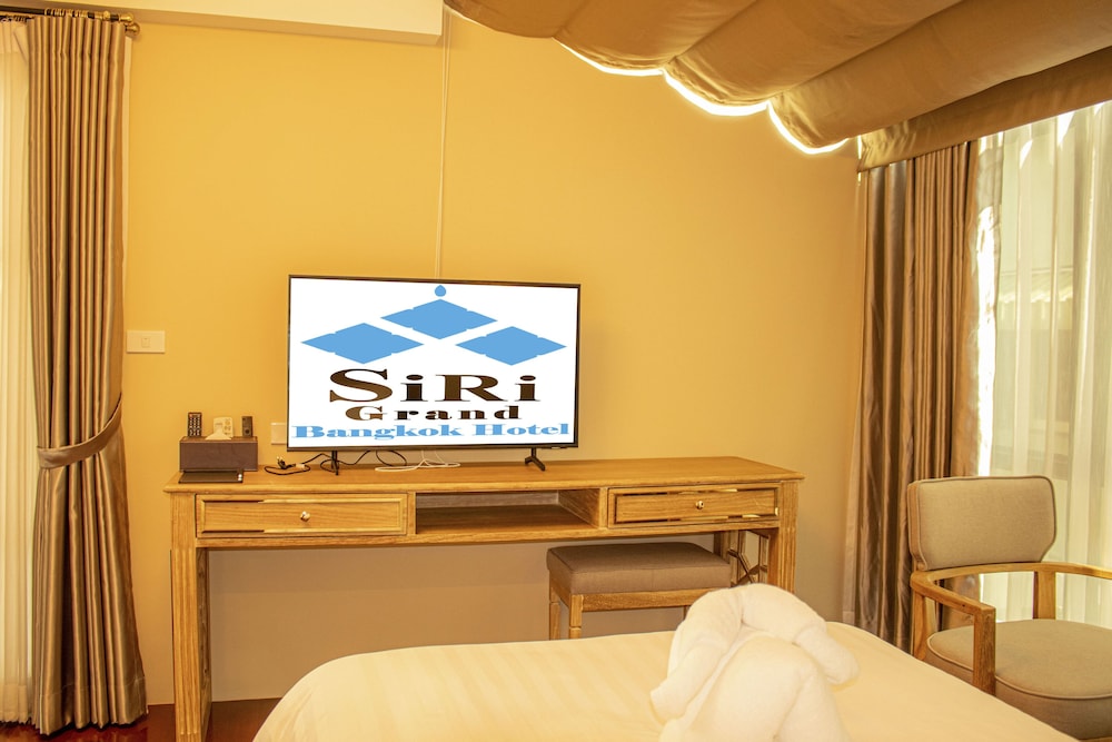 Deluxe Triple Room, Accessible photo 3