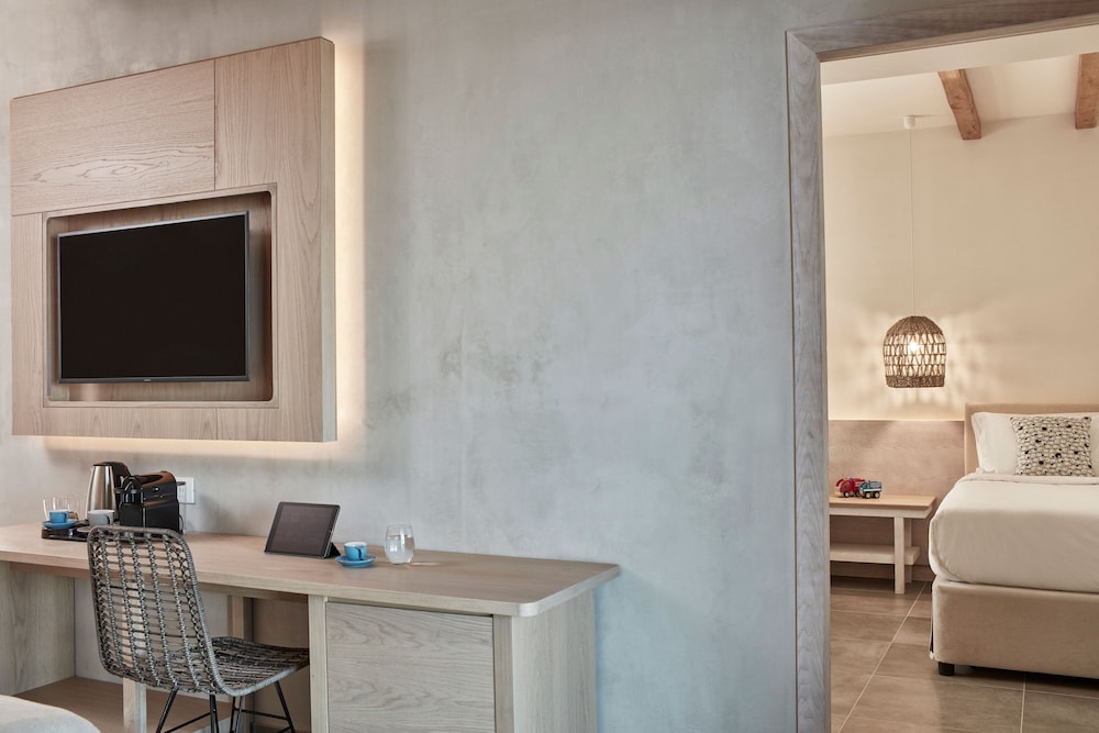 Family Beach Front Dreams Suite Private Pool Sea View - Photo 2
