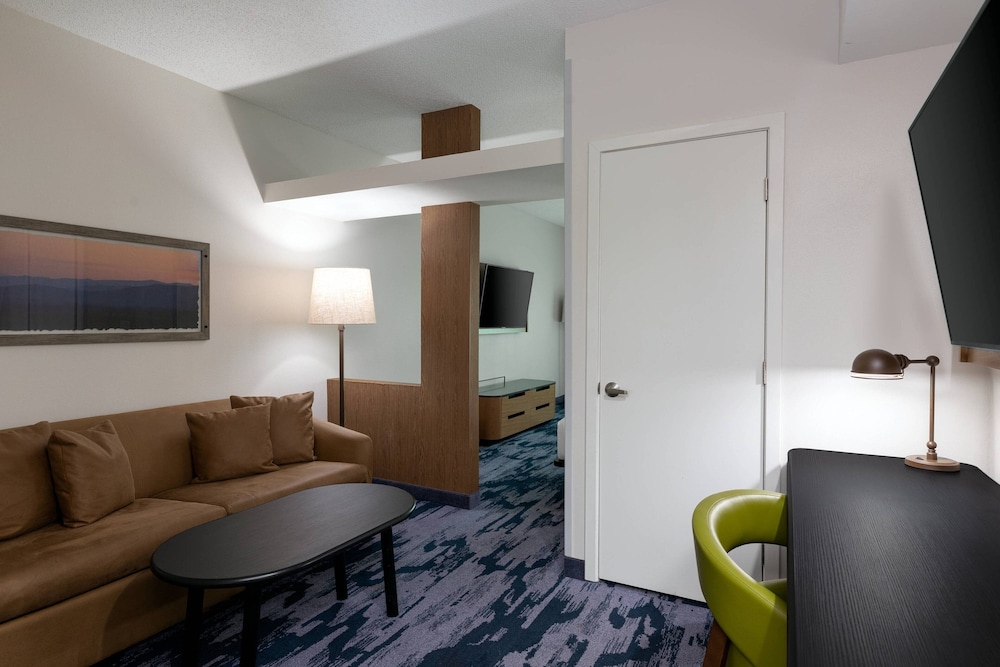 Suite, Multiple Beds