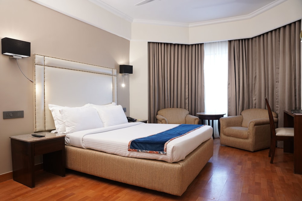 Katriya Superior Suite - Photo 1