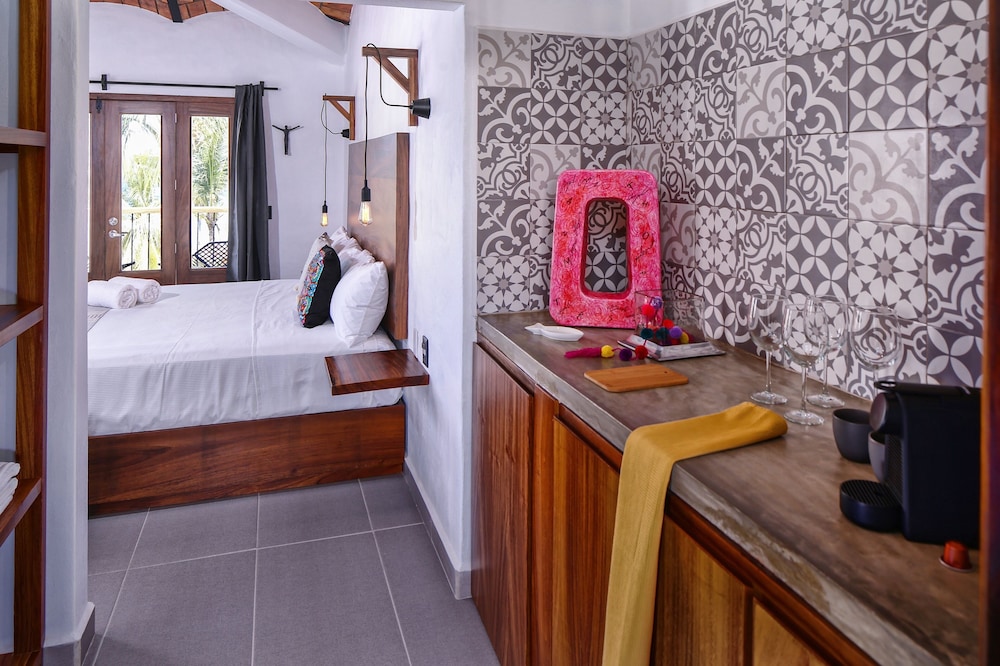 Superior Suite, Sea View (#3) - Photo 11
