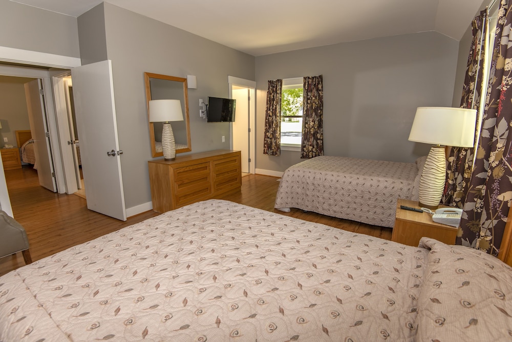 Deluxe Cottage, 2 Bedrooms (2 Bathrooms) photo 3