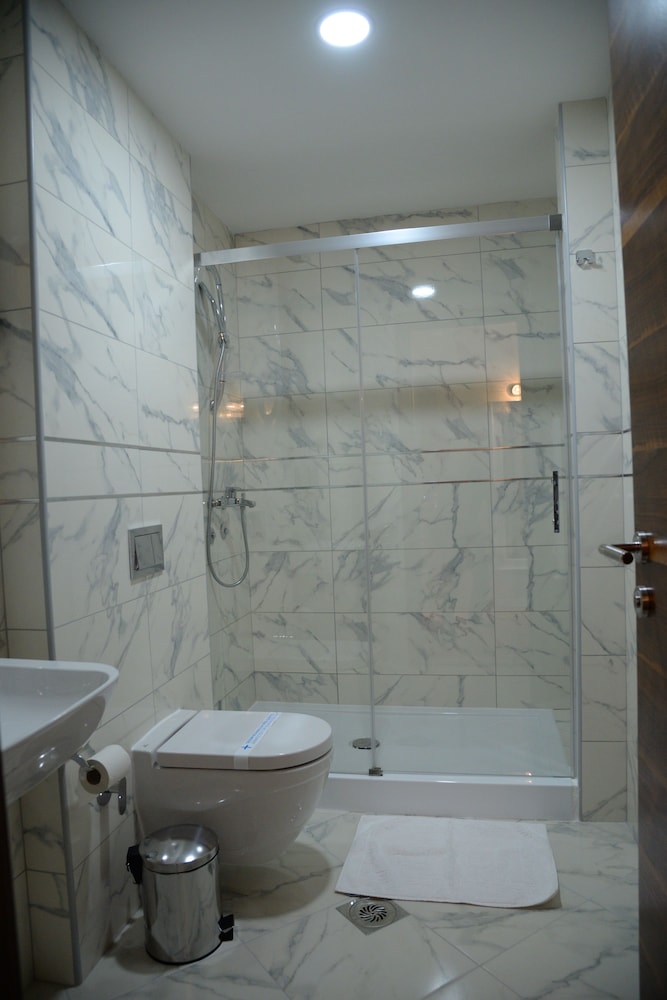 Deluxe Single Room photo 3