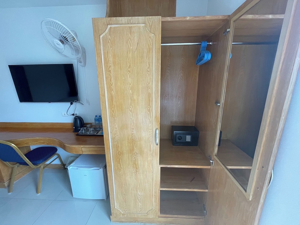 Triple Room, Balcony - Photo 13