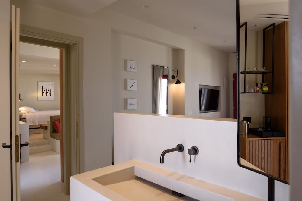 Grand Suite, 2 Bedrooms, Private Pool, Sea View photo 3