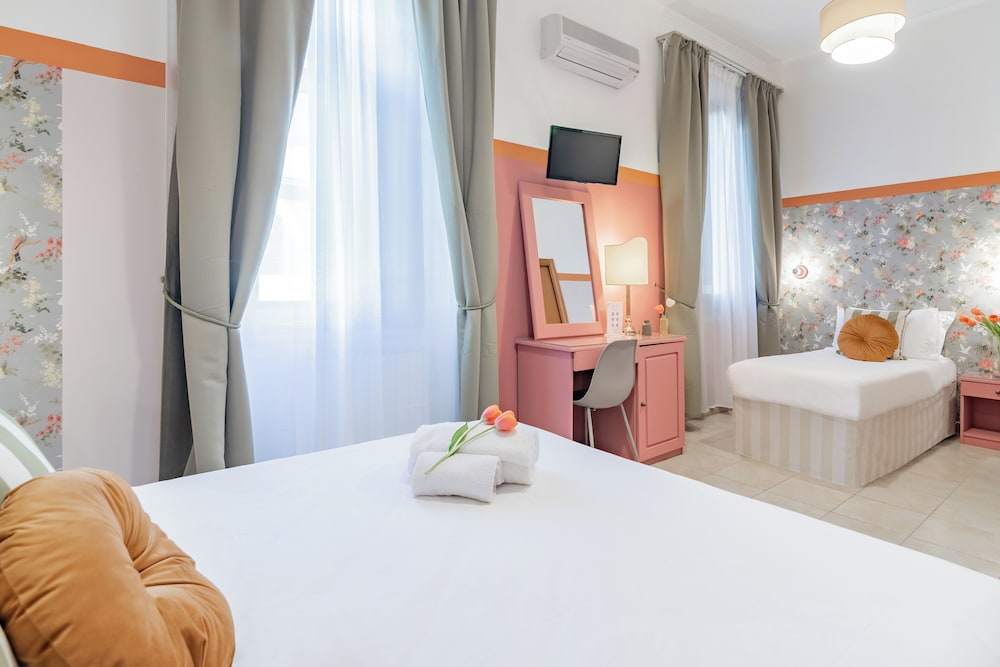 Deluxe Triple Room photo 1