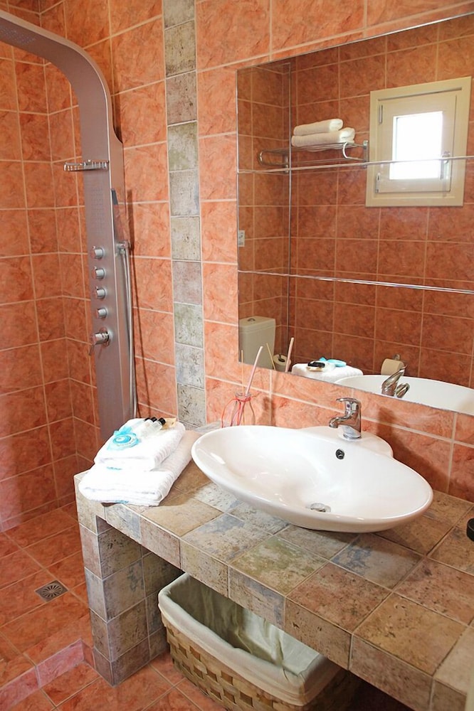 Superior Apartment, 2 Bedrooms, Sea View photo 3