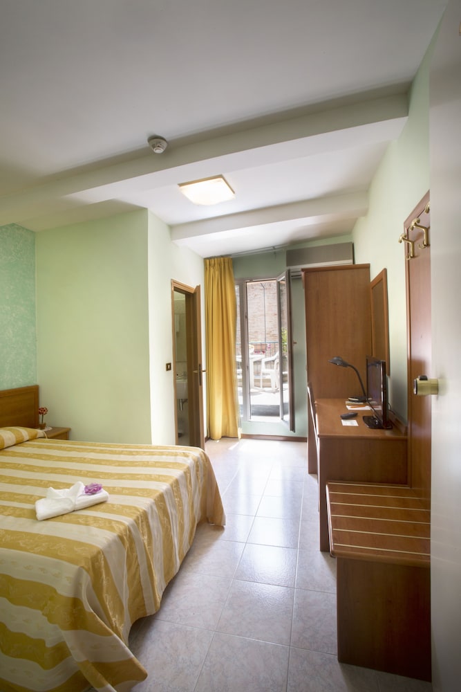 Double Room Single Use photo 2