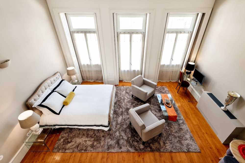 Junior Quadruple Room, City View (Wapa)