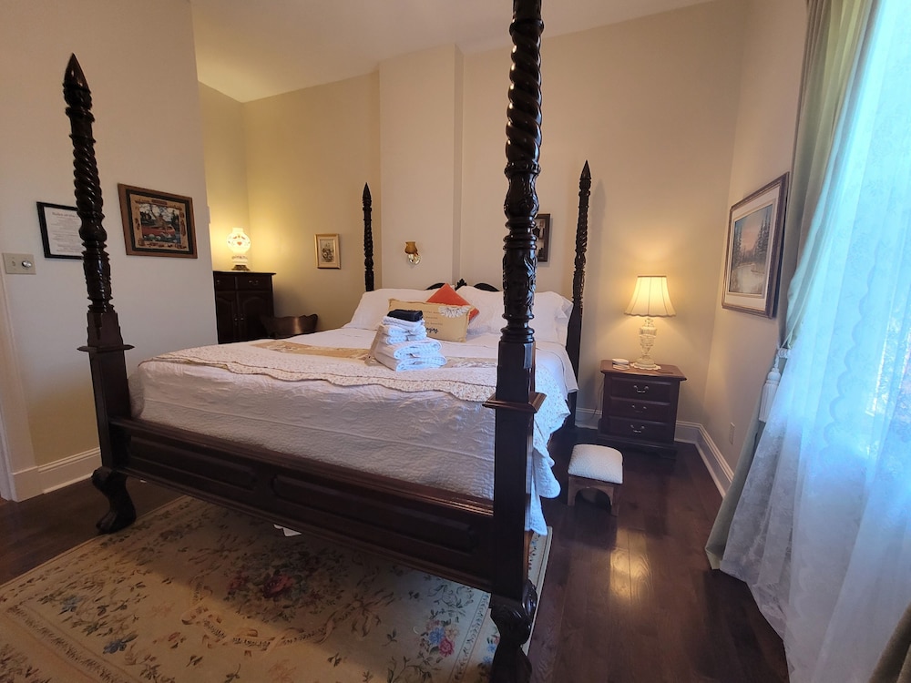 Classic Room 1