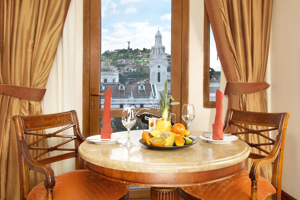 Premium Suite, 2 Twin Beds, Park View