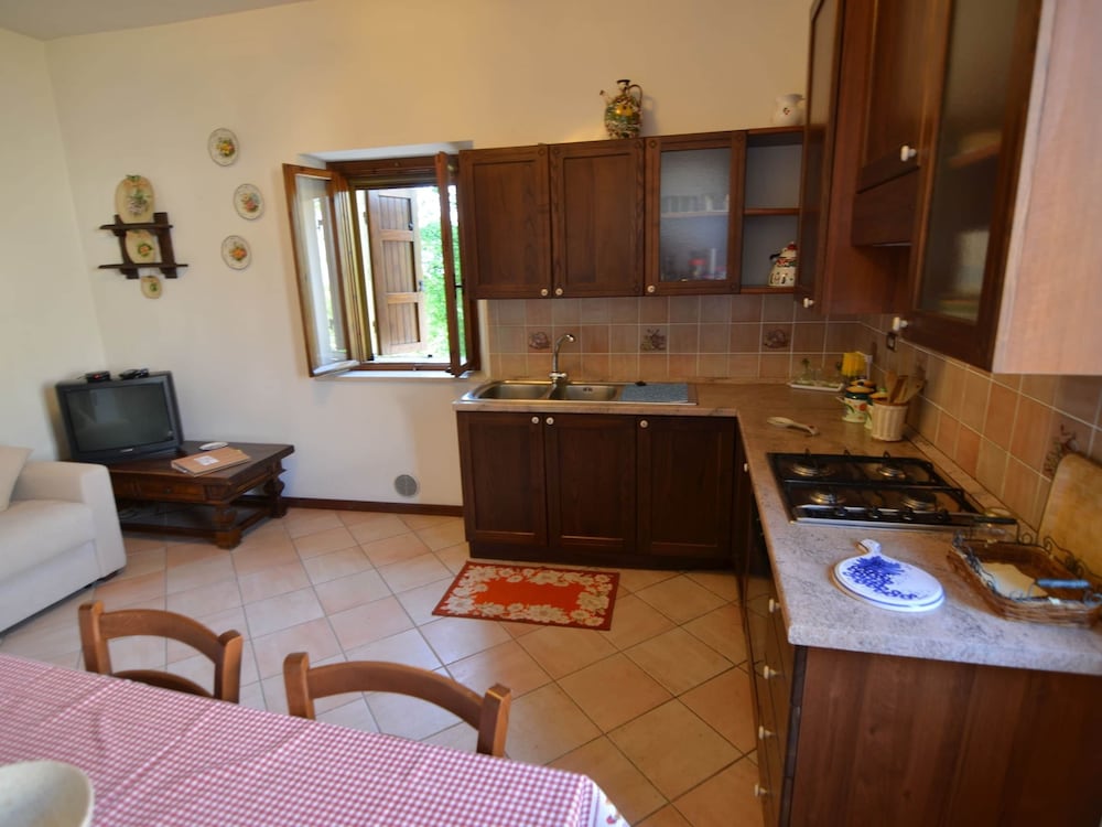 Classic House, 2 Bedrooms photo 2