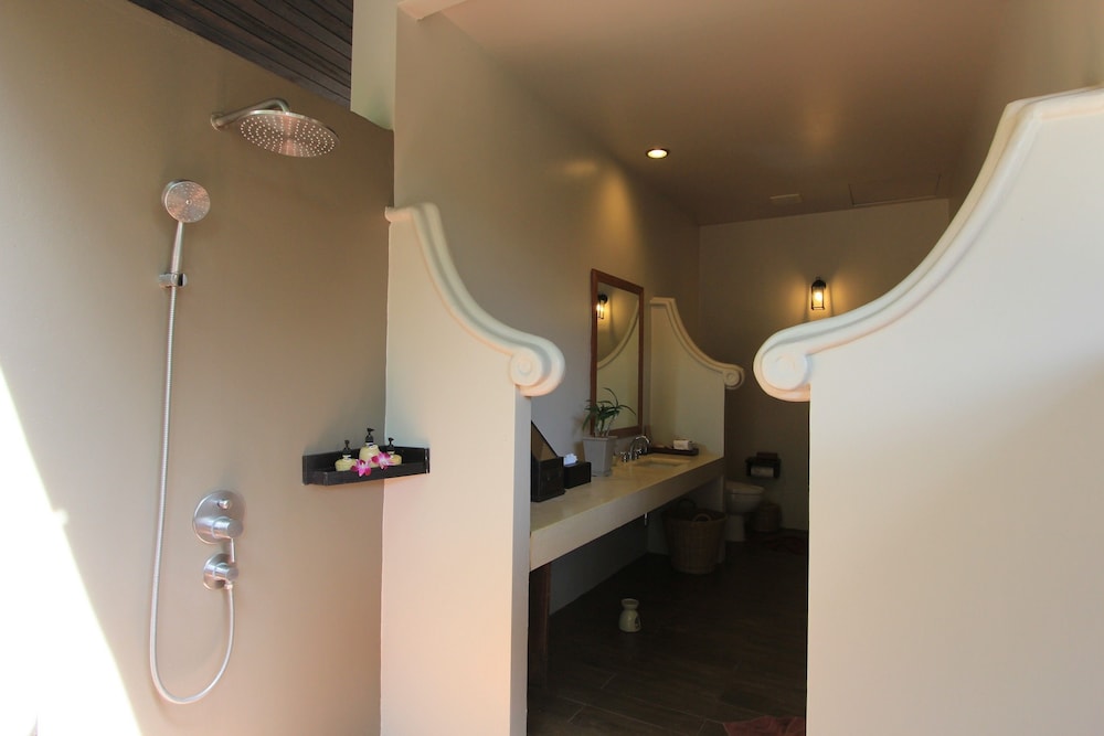 Seaview Family Pool Villa - Photo 3