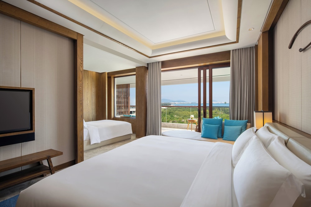Junior Suite, Multiple Beds, Ocean View (Up to 4 Guests) photo 3