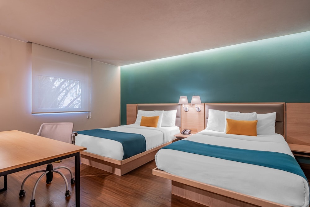 Junior Suite, 2 Double Beds - Photo 1