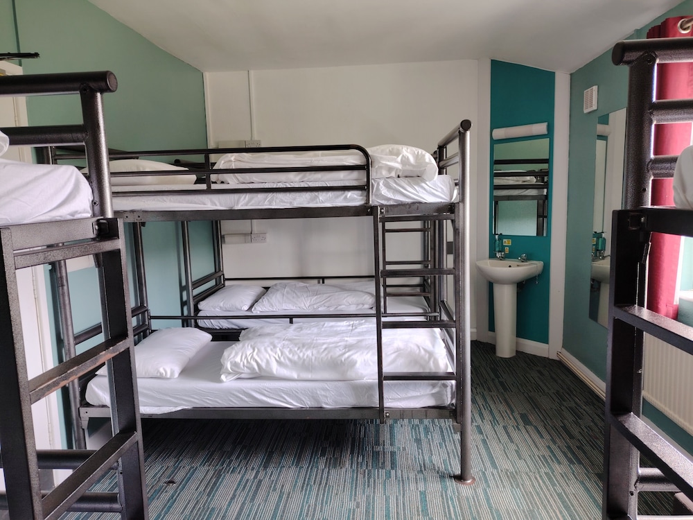 Shared Dormitory, Men only, Shared Bathroom (Sleeps 6) photo 1