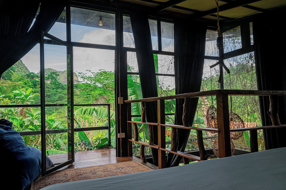 Panoramic Cabin photo 3