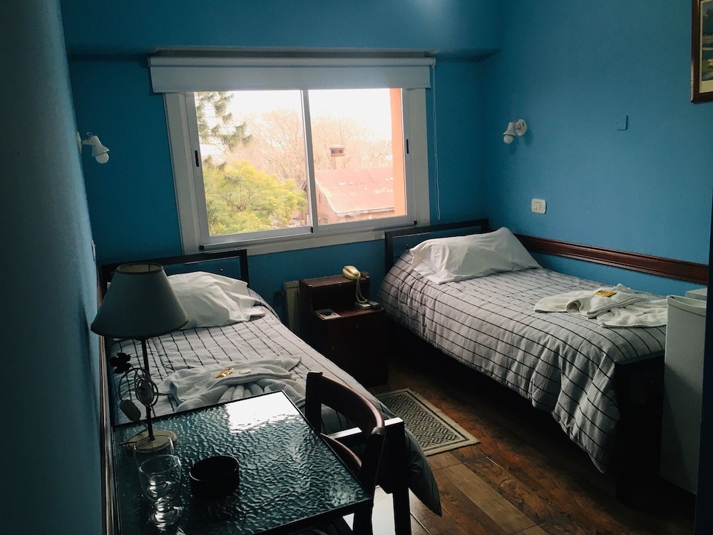 Classic Twin Room, 2 Twin Beds, City View photo 1
