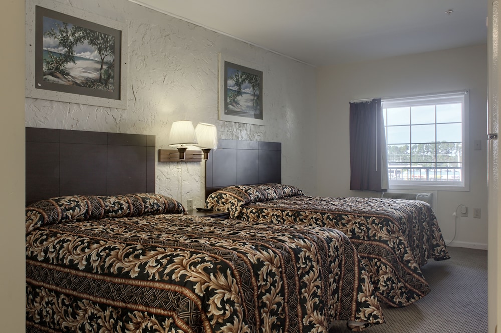 Standard Room, 2 Double Beds, Smoking photo 2
