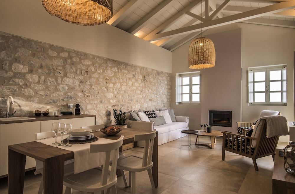 Luxury Villa photo 1