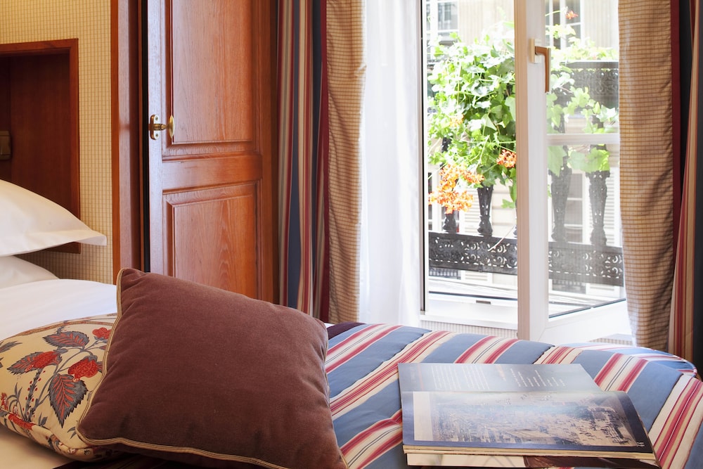 Classic Room, 1 Queen Bed