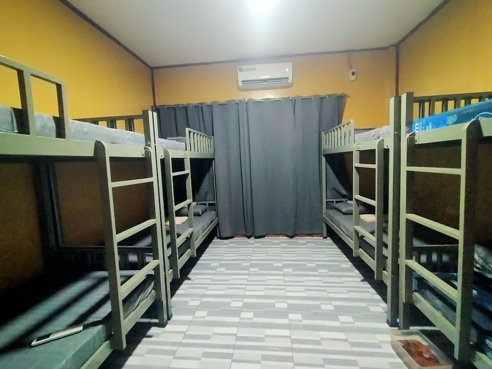 Shared Dormitory, Patio photo 2