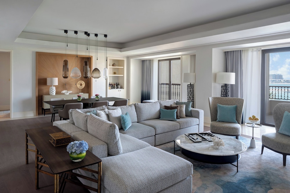 Suite, 1 King Bed, Beach View (Imperial) - Photo 2
