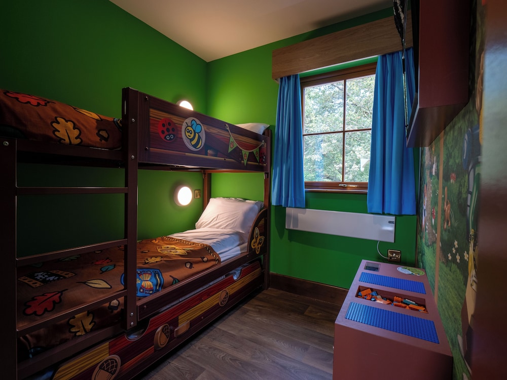 Woodland Village Lodge - Photo 6