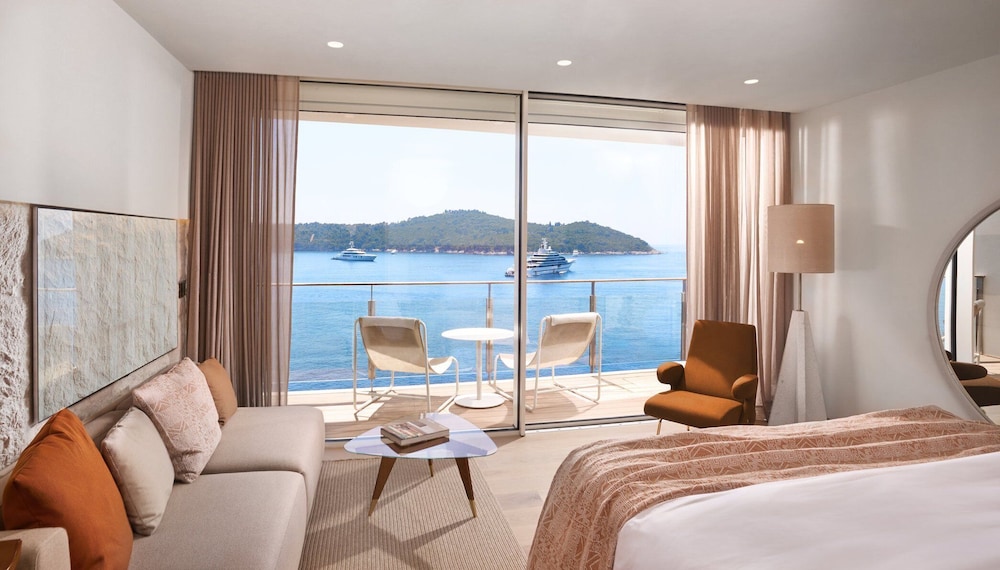 Deluxe Room, Sea View (Grand)