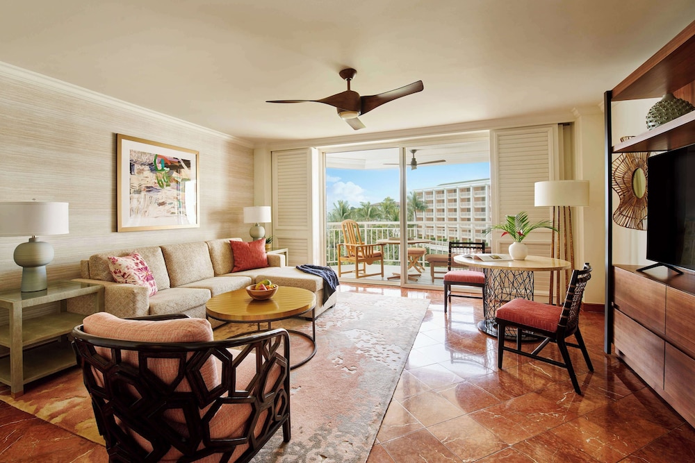Club Suite, 1 Bedroom, Club Lounge Access, Garden View (Napua)