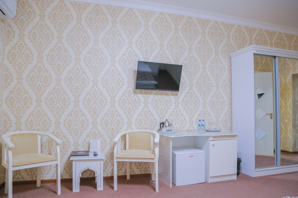 Standard Double Room - Photo 3