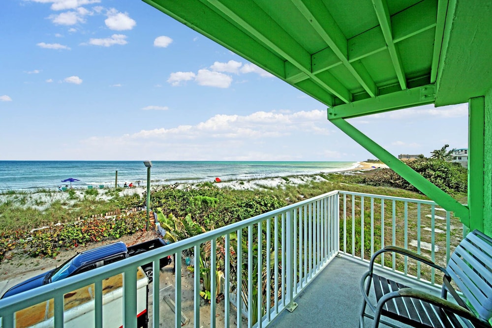 Standard Double Room, 2 Double Beds, Ocean View photo 3