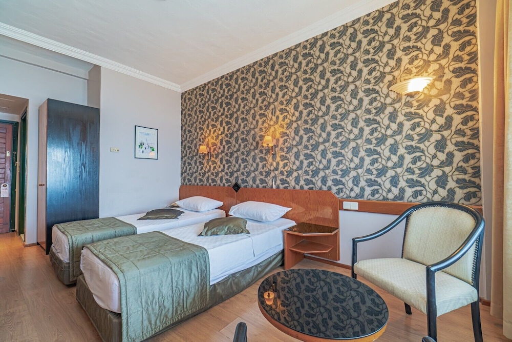 Standard Room photo 1