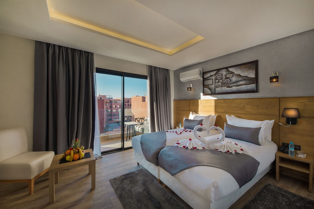 Standard Double or Twin Room - Photo 3