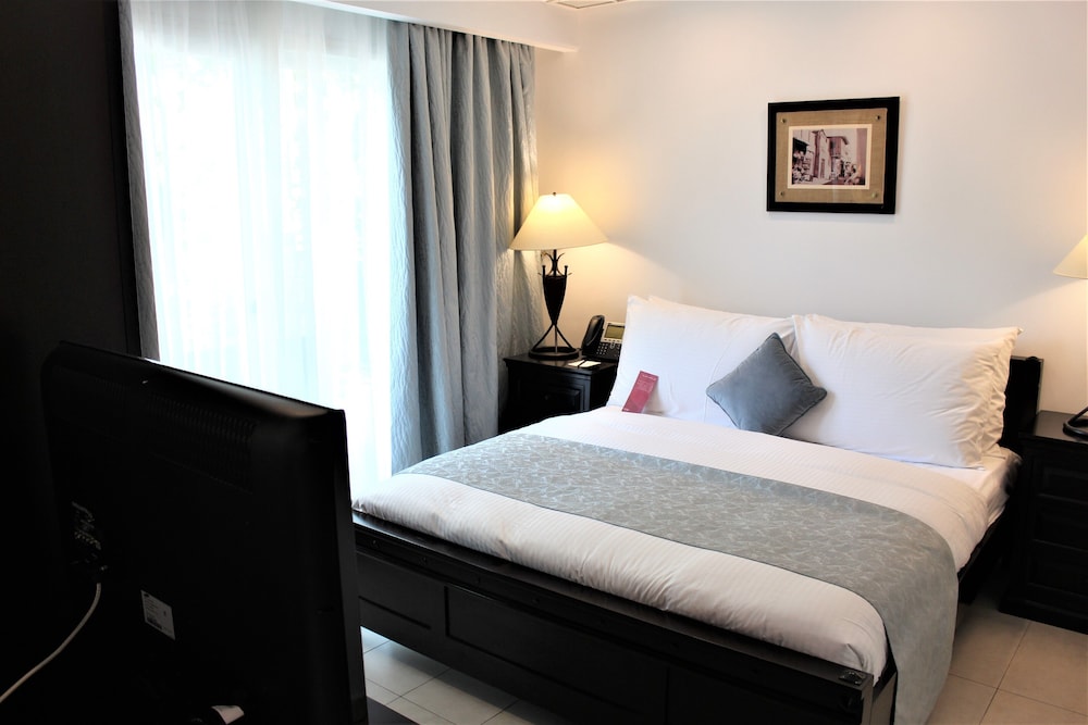 Apartment, 2 Bedrooms - Photo 1