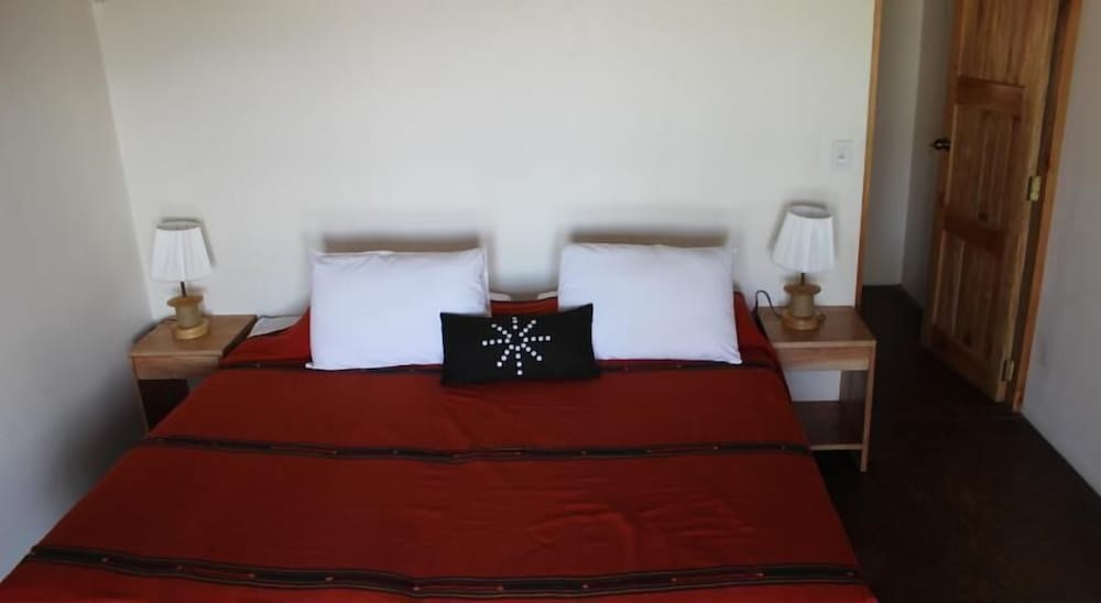 Deluxe Room, Pool View, Courtyard Area photo 3