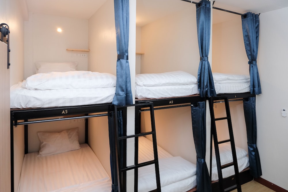 Comfort Shared Dormitory, Women only, Non Smoking, Allergy Friendly photo 2