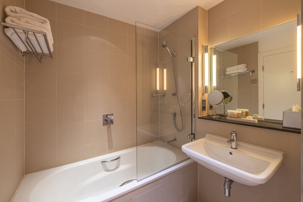 Superior Room - Photo 9
