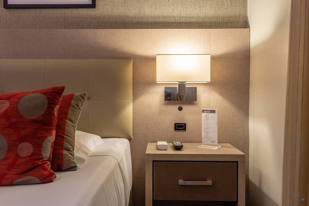 Premium Triple Room (Suite)