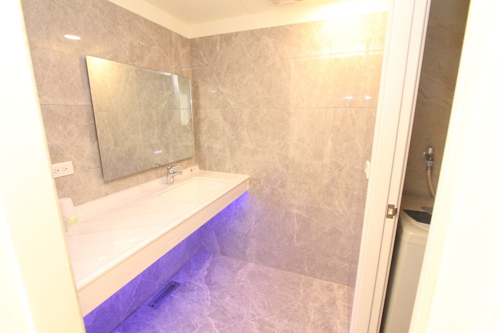 Design Quadruple Room photo 2
