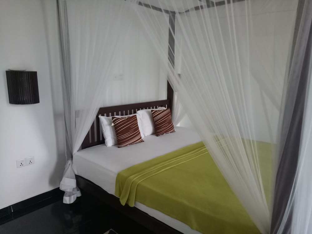 Deluxe Double or Twin Room photo 1