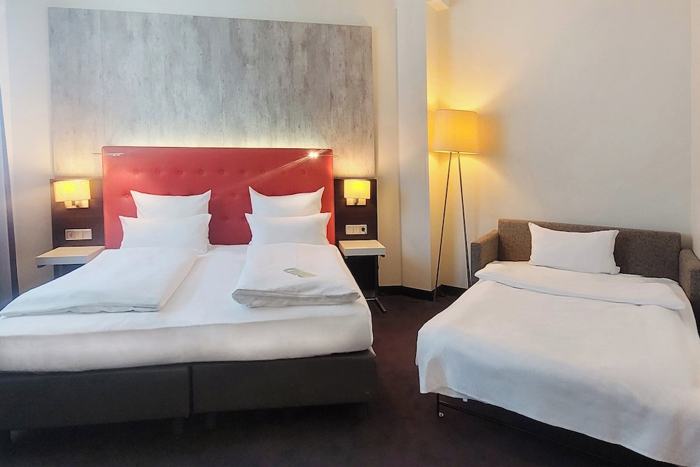 Standard Room, 1 Queen Bed with Sofa bed (Up to 3 Adults)