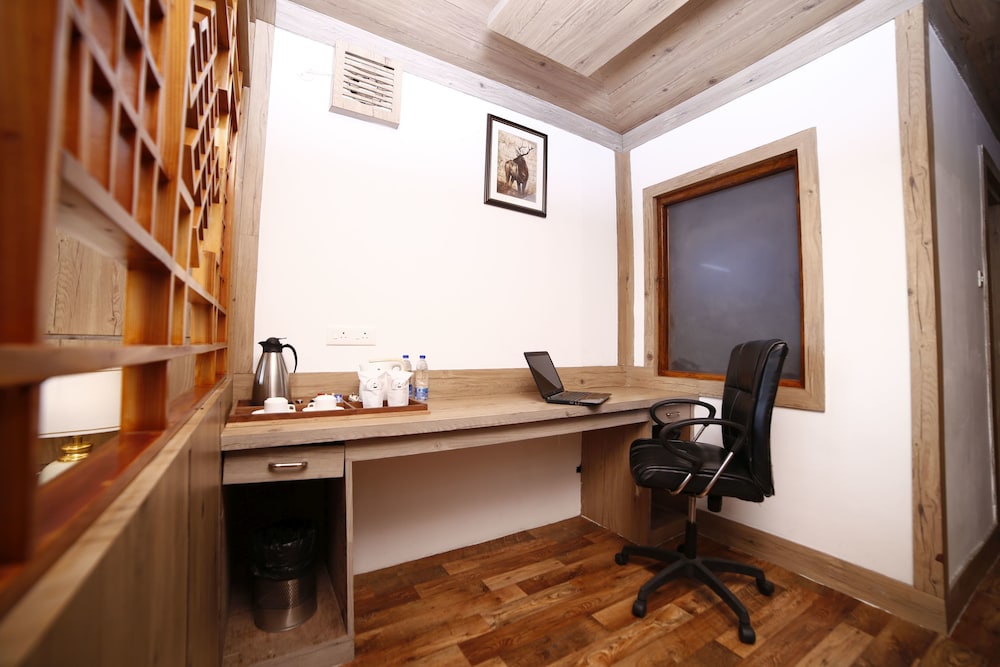 Executive Suite photo 2