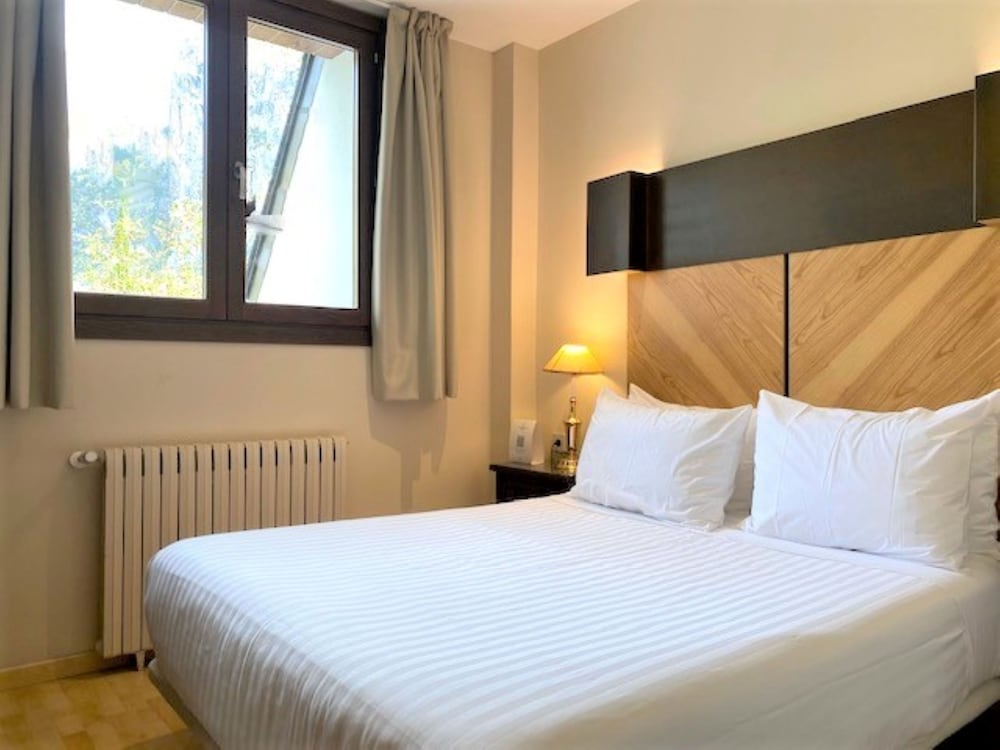 Basic Double Room - Photo 1